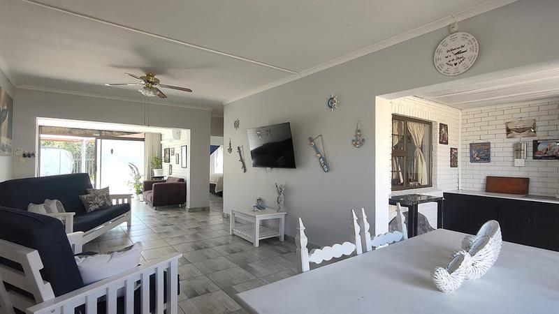 2 Bedroom Property for Sale in Hartenbos Western Cape